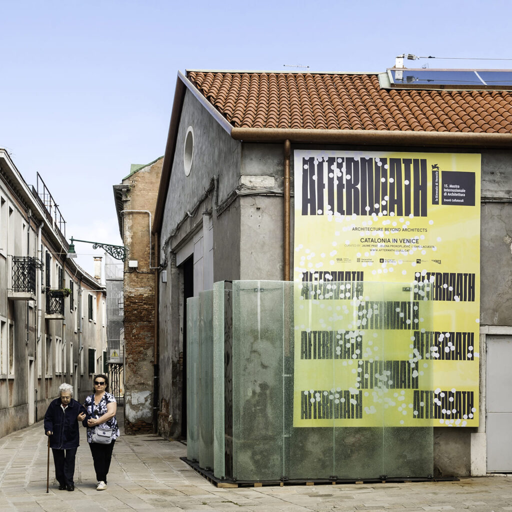 Diseño de señaletica para Institut Ramon Lllull Aftermath